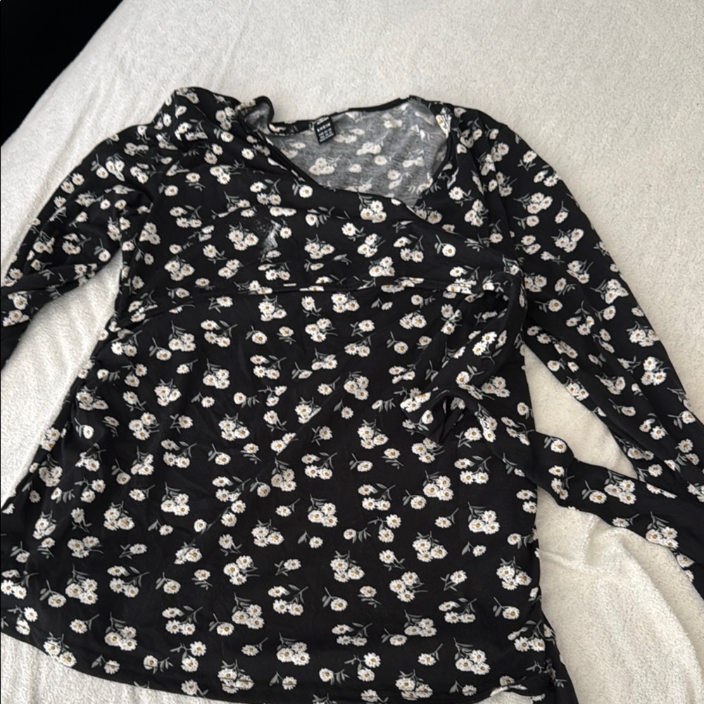 SHEIN Black and White Long Sleeve Wrap Blouse